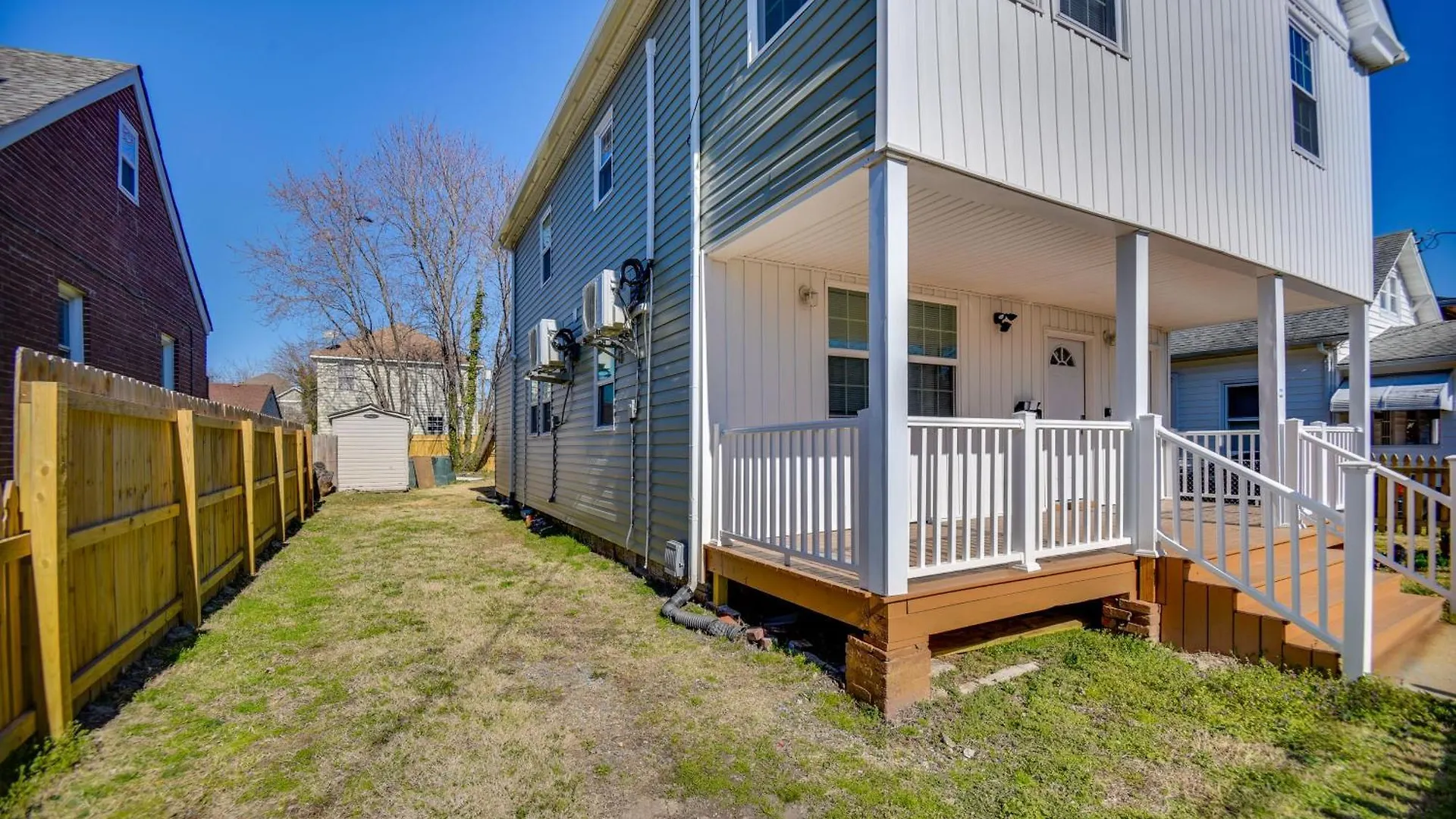 Less Than 1 Mi To Beaches Central Norfolk Apartment! North Camellia Acres Apartment